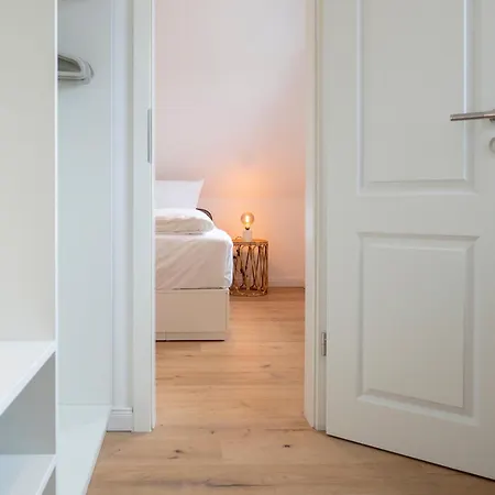 Schmucke Huus Holiday home Zingst